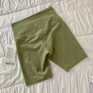 Lululemon Align Shorts 8” Size 6 NWT